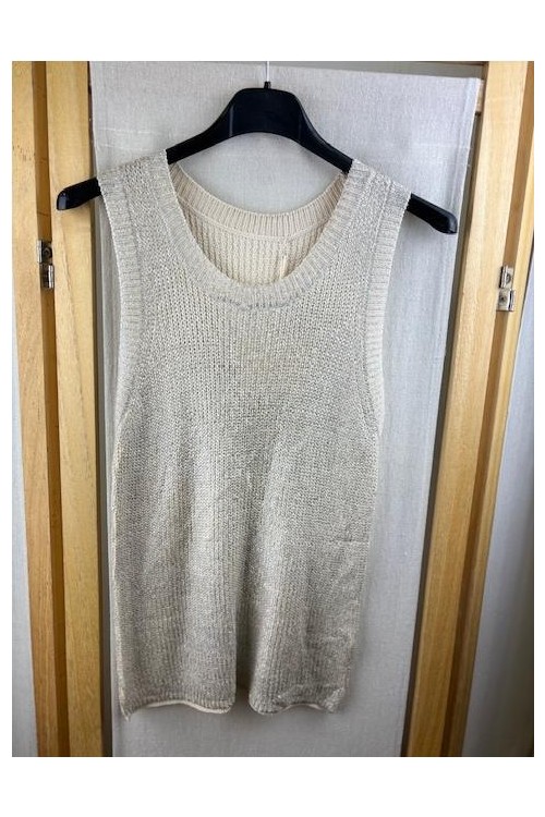 TOP PUNTO SIN MANGAS